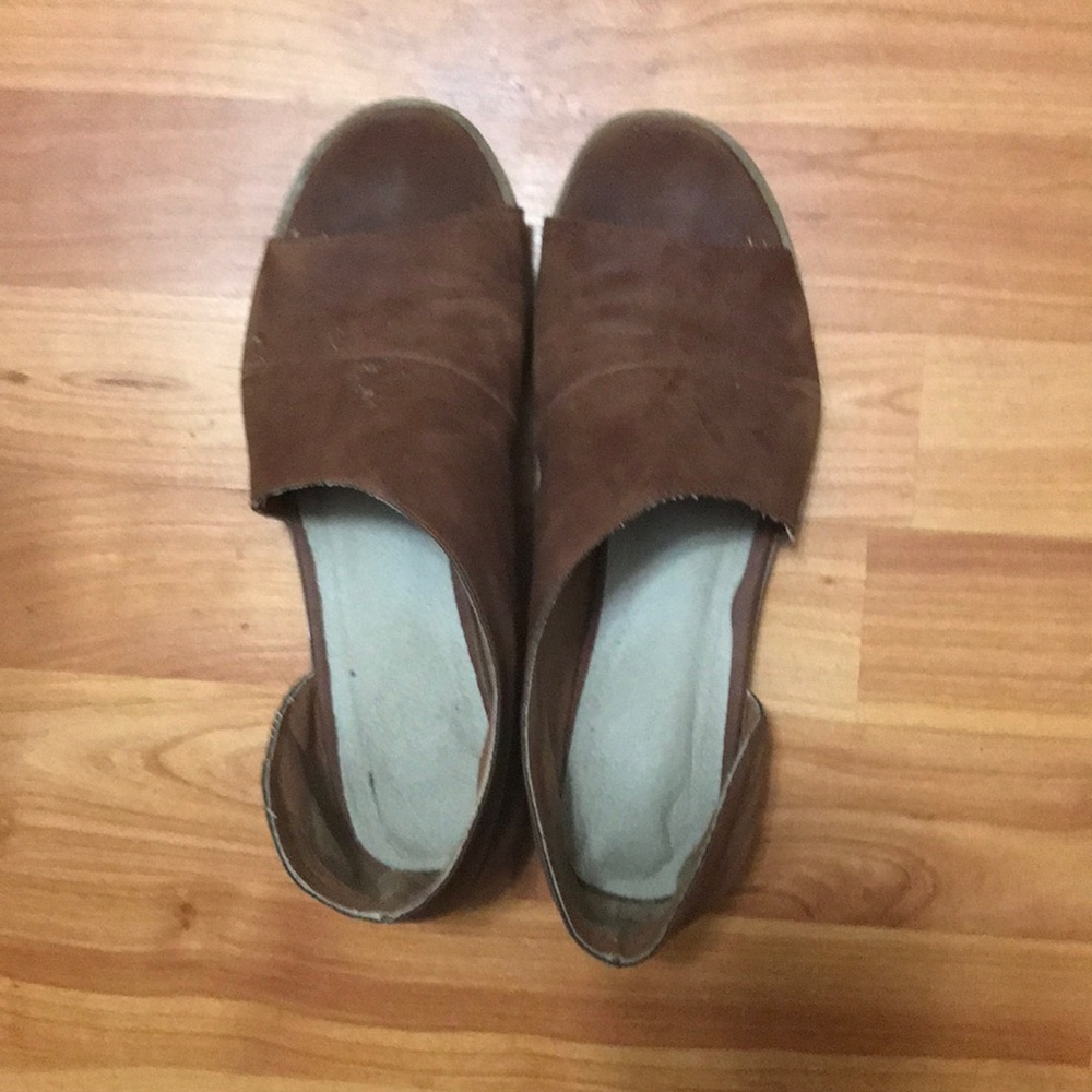 Women’s shoes